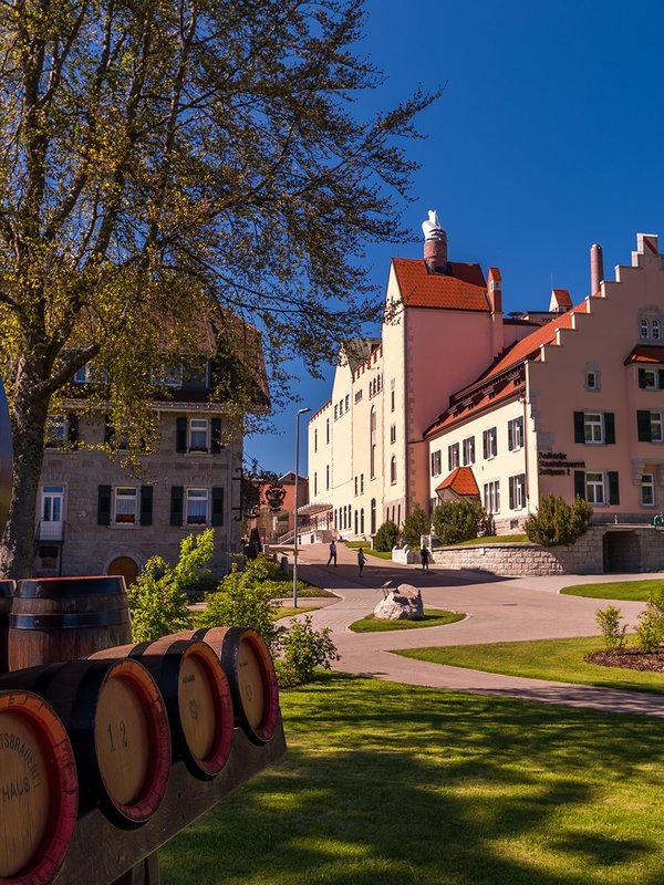 Die historische Brauerei Rothaus im Schwarzwald – Ein beliebtes Ziel für Exkursionen.
