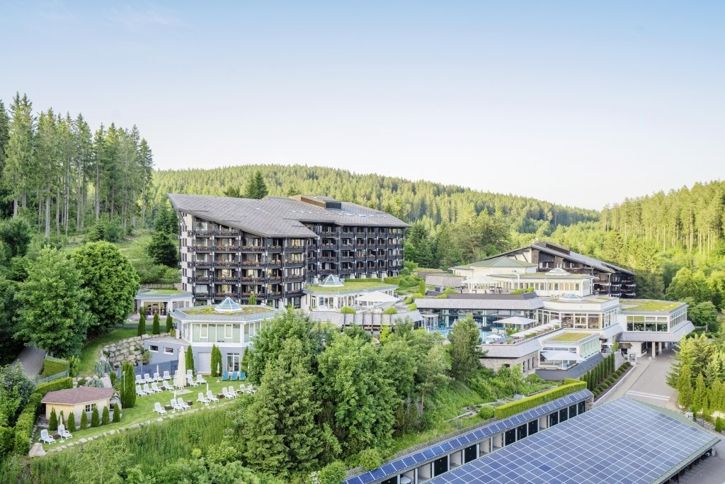 nachhaltiges-Hotel-Schwarzwald-Vier-Jahreszeiten-Schluchsee